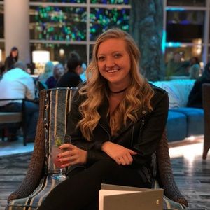 Meet your Posher, Ali